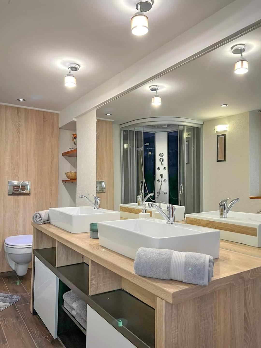 Heviz,Dr Strecker Villa Экстерьер фото
